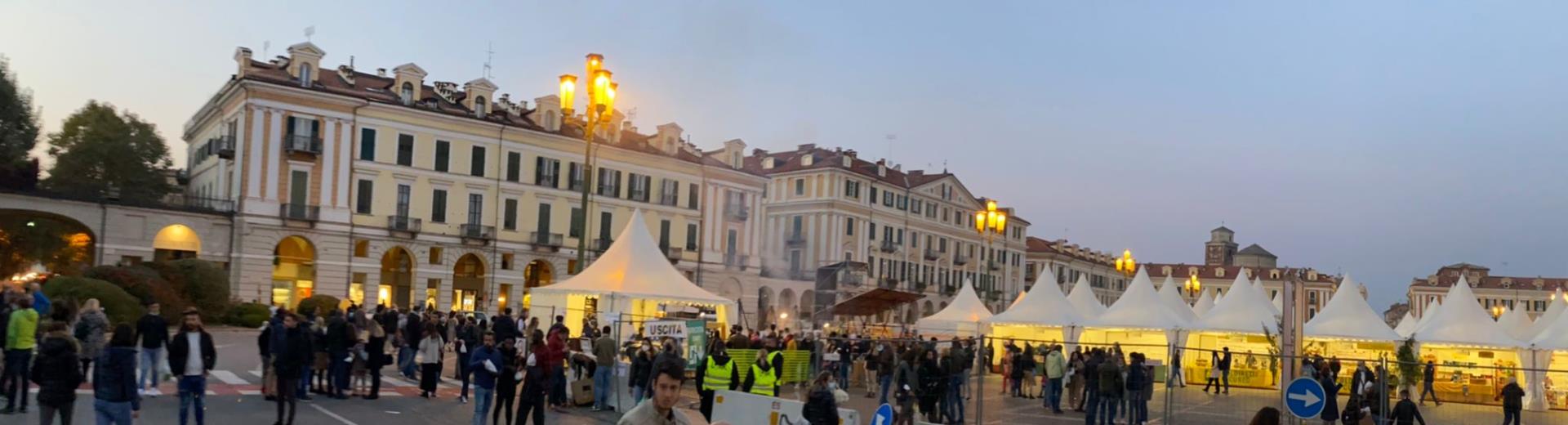 FOIRE DU MARRONE EN PLACE GALIMBERTI